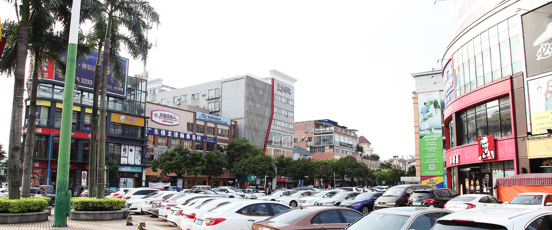 广东顺德佛龙律师事务所周边配套大型停车场
